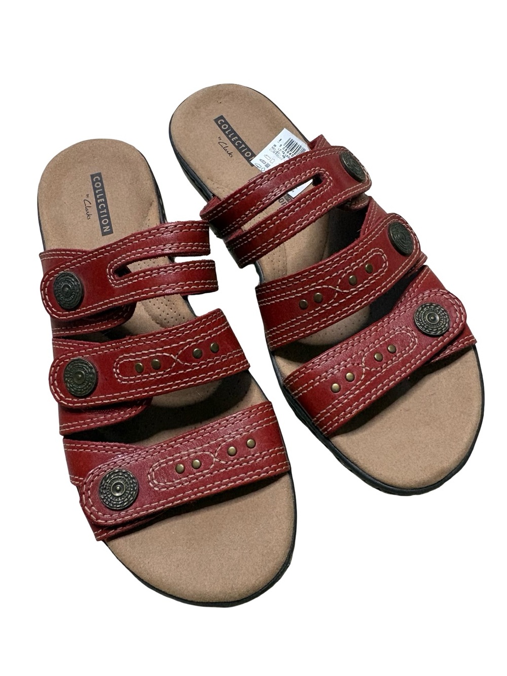 New Clark’s red leather sandals 6.5
